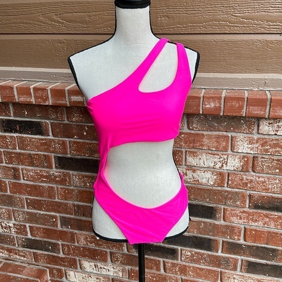 Women's Hot Pink Sexy One Shoulder Cut Out One Piece Swimsuit Size Large - Picture 1 of 6